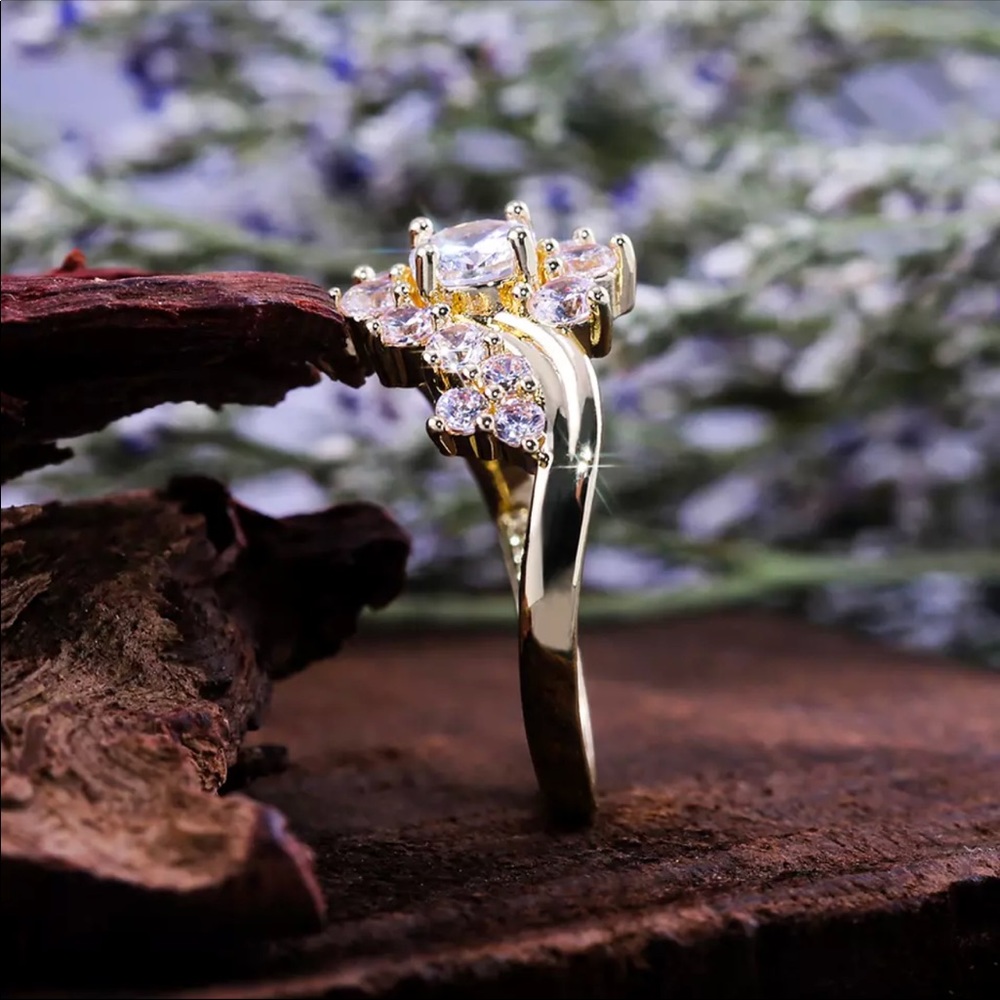 New Gold Plated Noble Rich Flower CZ Ring - Picture 4 of 5